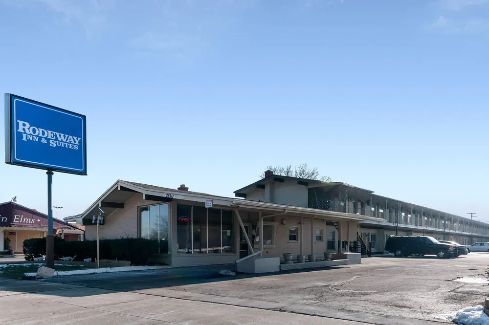 photo 1 of Rodeway Inn and Suites Inkster
