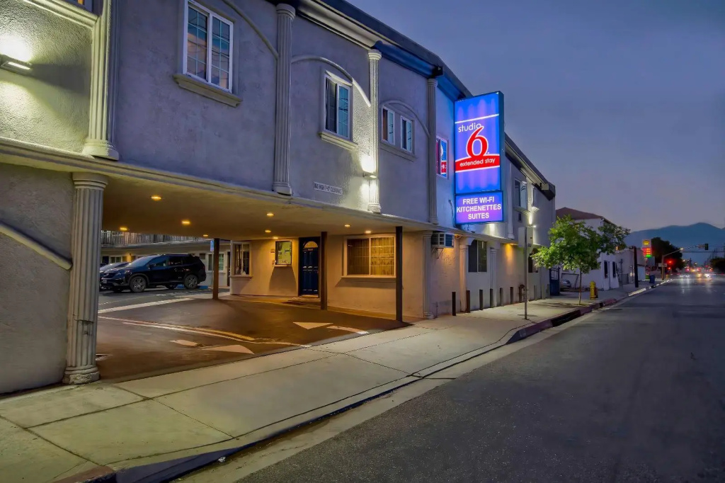 photo 1 of Studio 6 Rosemead, CA – Pasadena