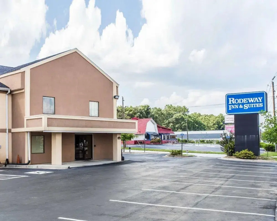 photo 1 of Country Hearth Inn & Suites