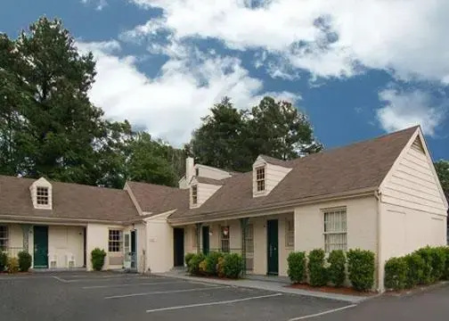 photo 1 of Rodeway Inn Midtown
