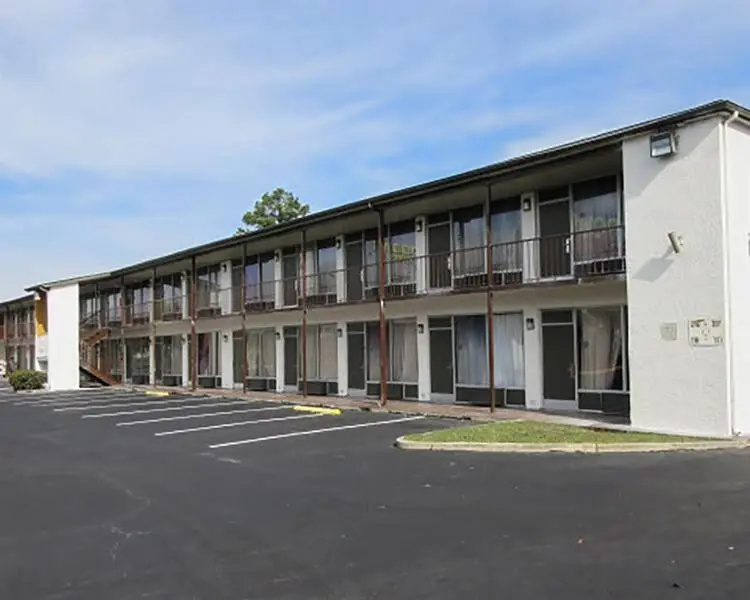 photo 1 of Rodeway Inn North Florence