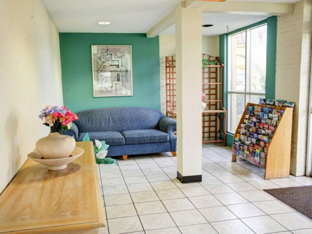 photo 1 of University Inn