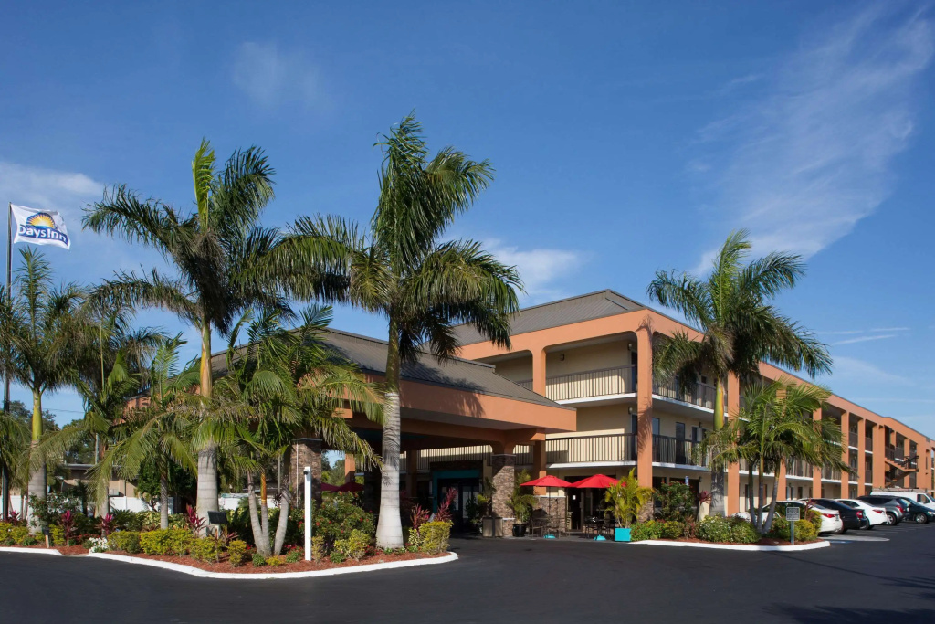 photo 1 of Rodeway Inn