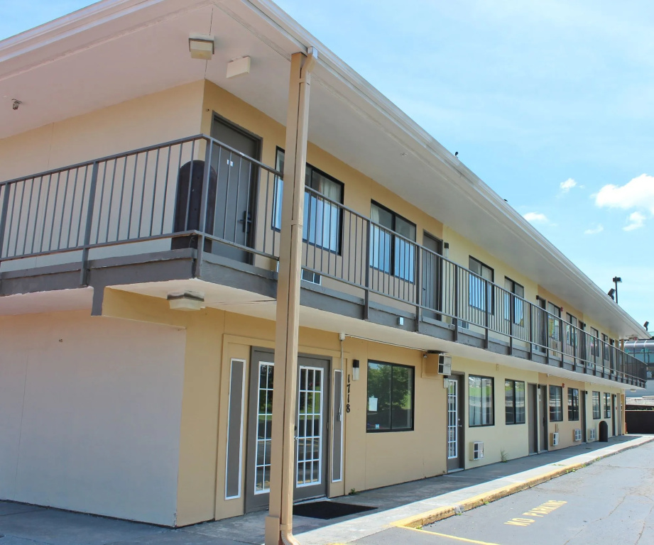 photo 1 of Rodeway Inn & Suites