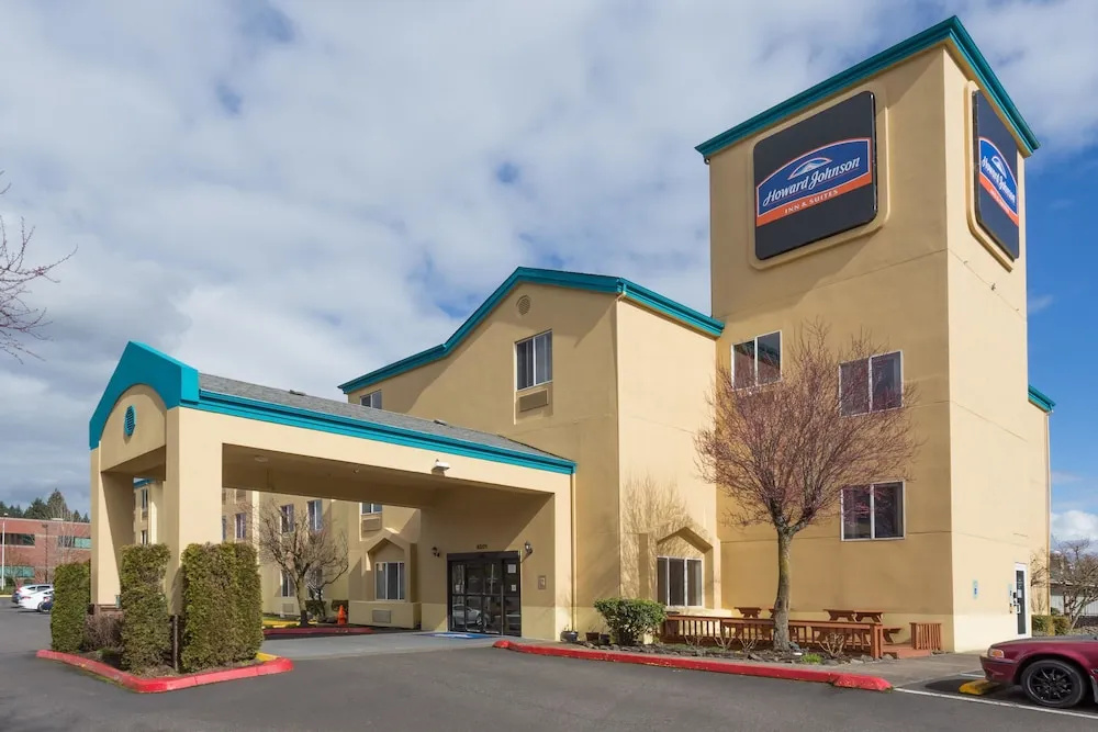 photo 1 of Rodeway Inn & Suites