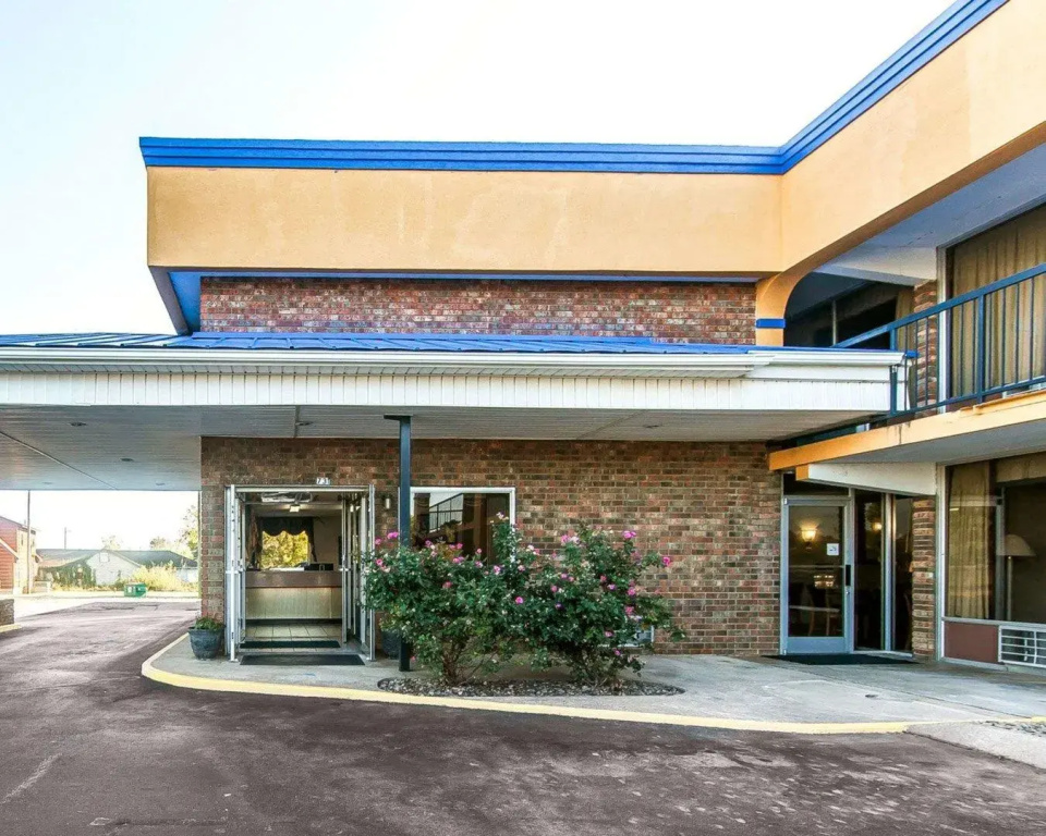 photo 1 of Rodeway Inn Sweetwater