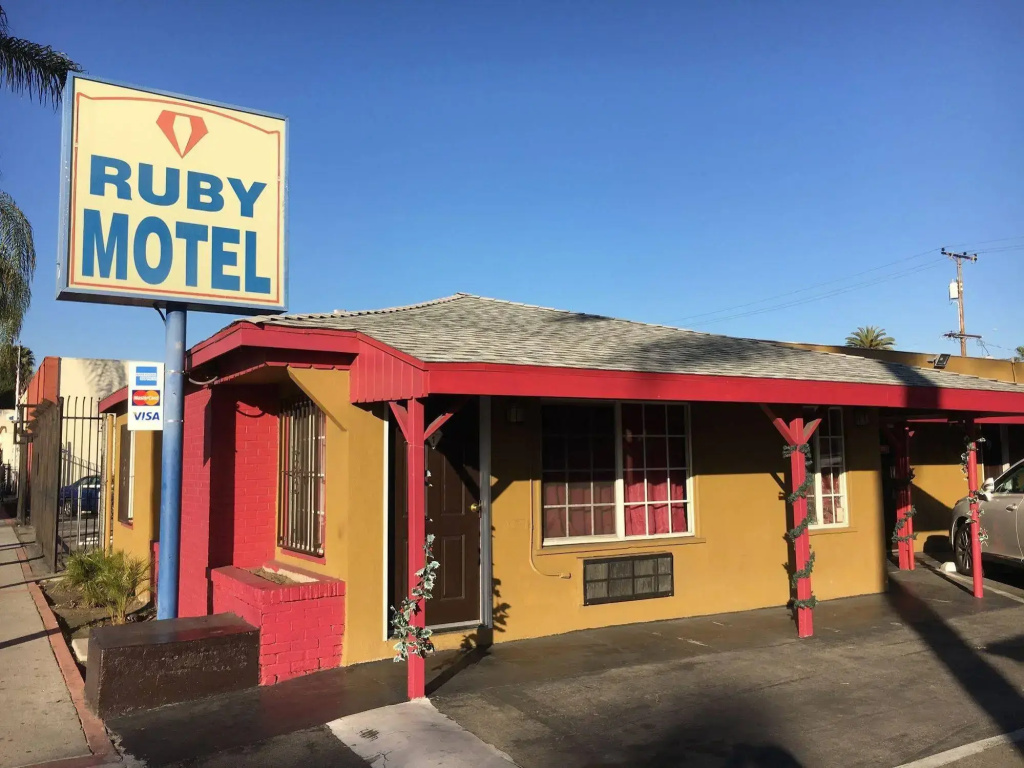 photo 1 of Ruby Motel
