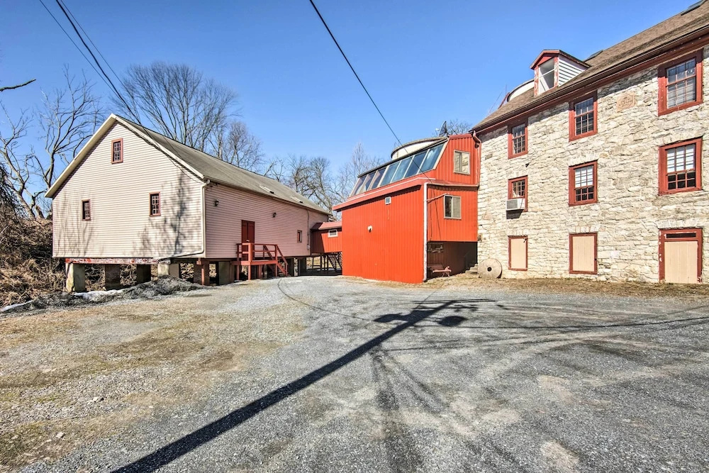 photo 1 of Creek Access & Deck: Runningwater Lancaster Gem