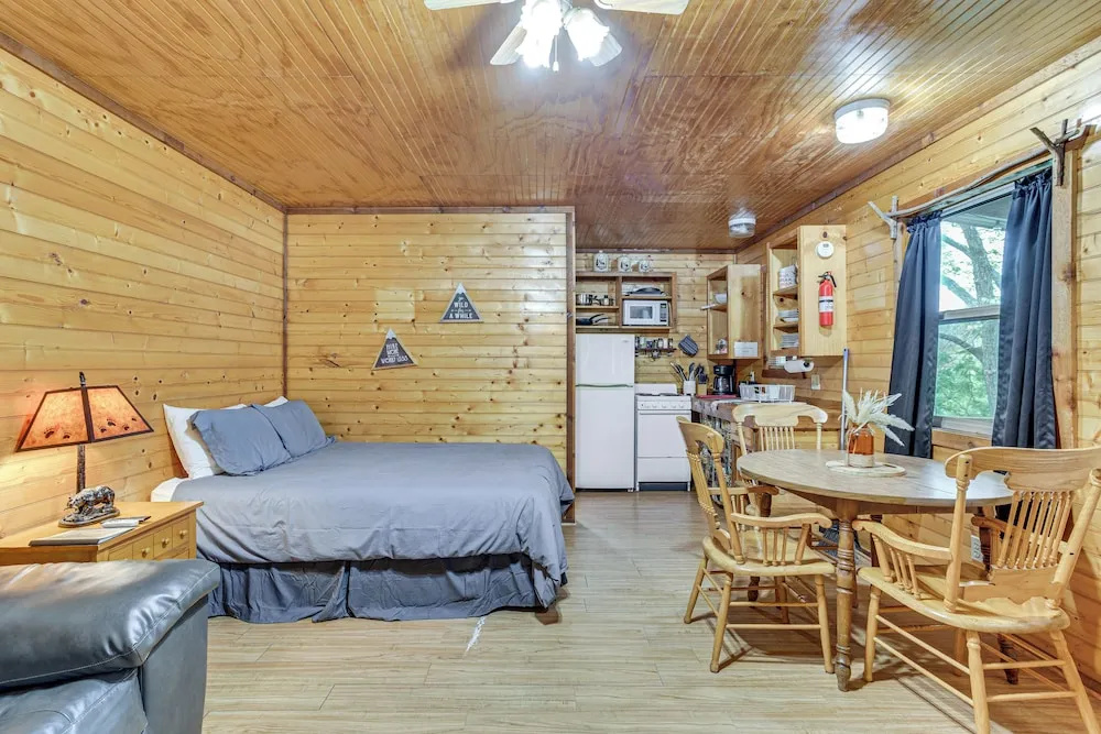 photo 1 of 'cedar Falls Cabin 5': 1/2 Mile to Turner Falls