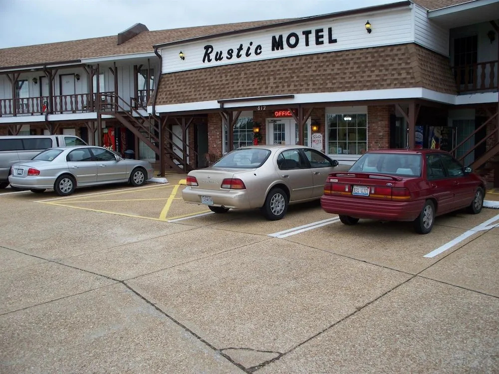 photo 1 of Rustic Motel Rolla