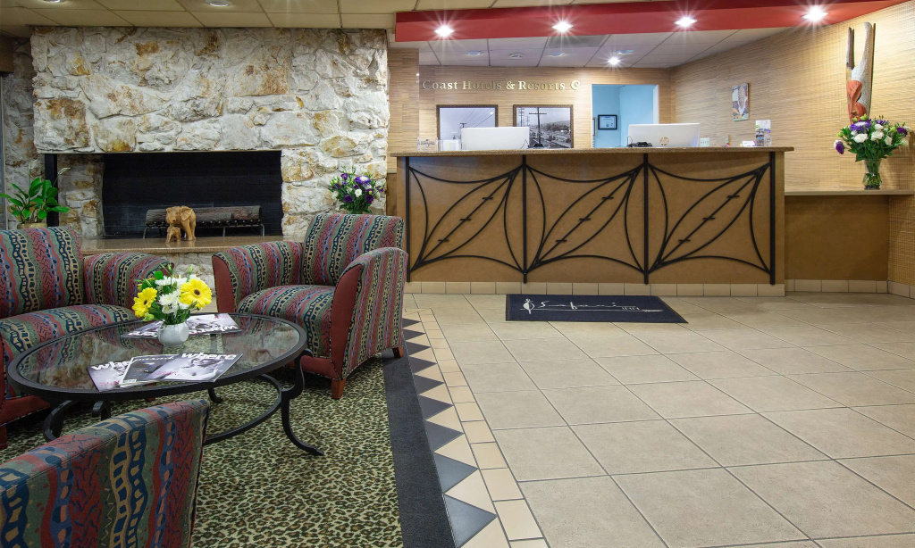 photo 1 of Safari Inn Burbank/Universal, a Coast Hotel