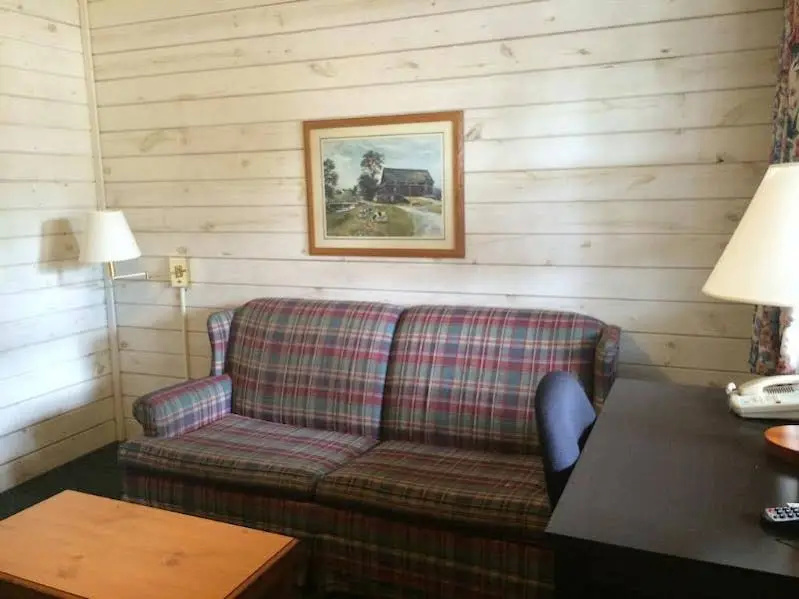 photo 1 of Travelodge Inn & Suites by Wyndham San Antonio Airport