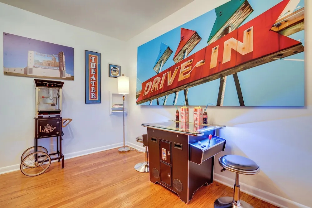 photo 1 of San Antonio Vacation Rental ~ 7 Mi to River Walk!