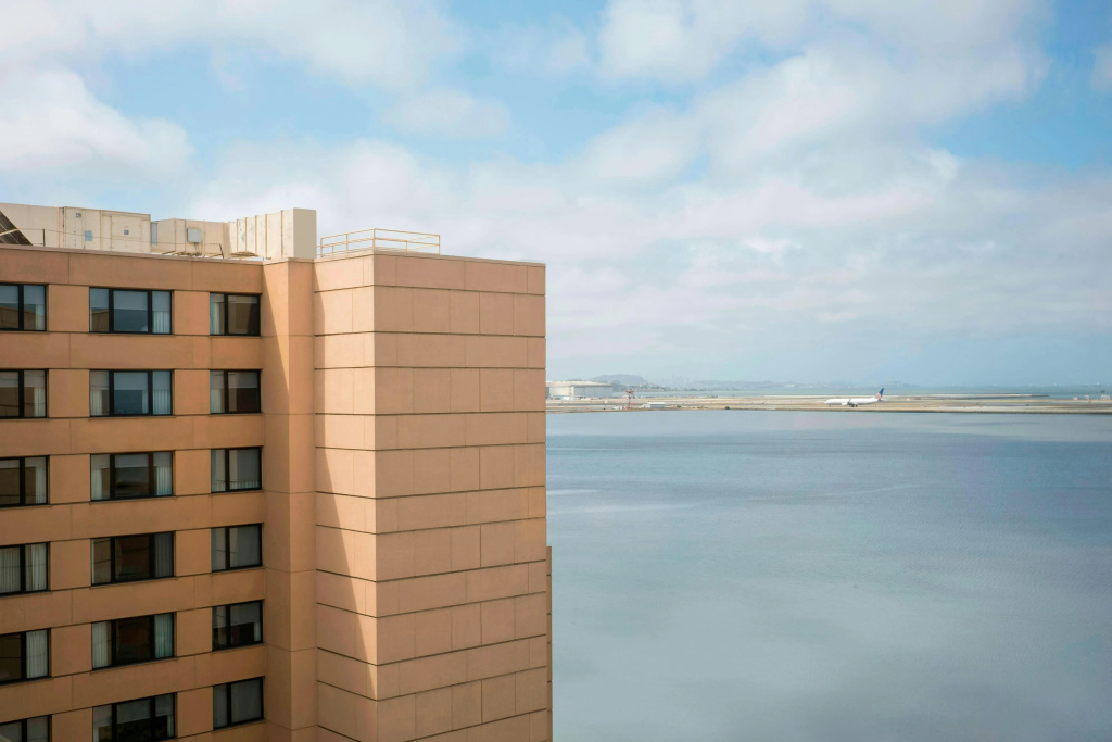 photo 1 of San Francisco Airport Marriott Waterfront
