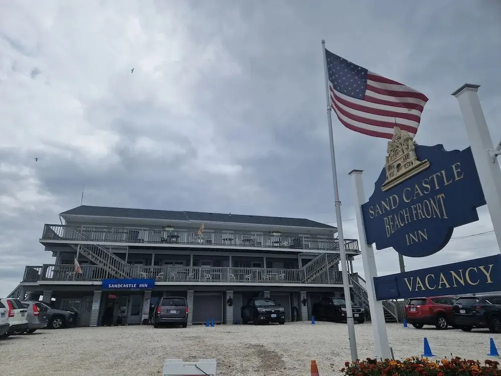 photo 1 of Sandcastle Beachfront Inn
