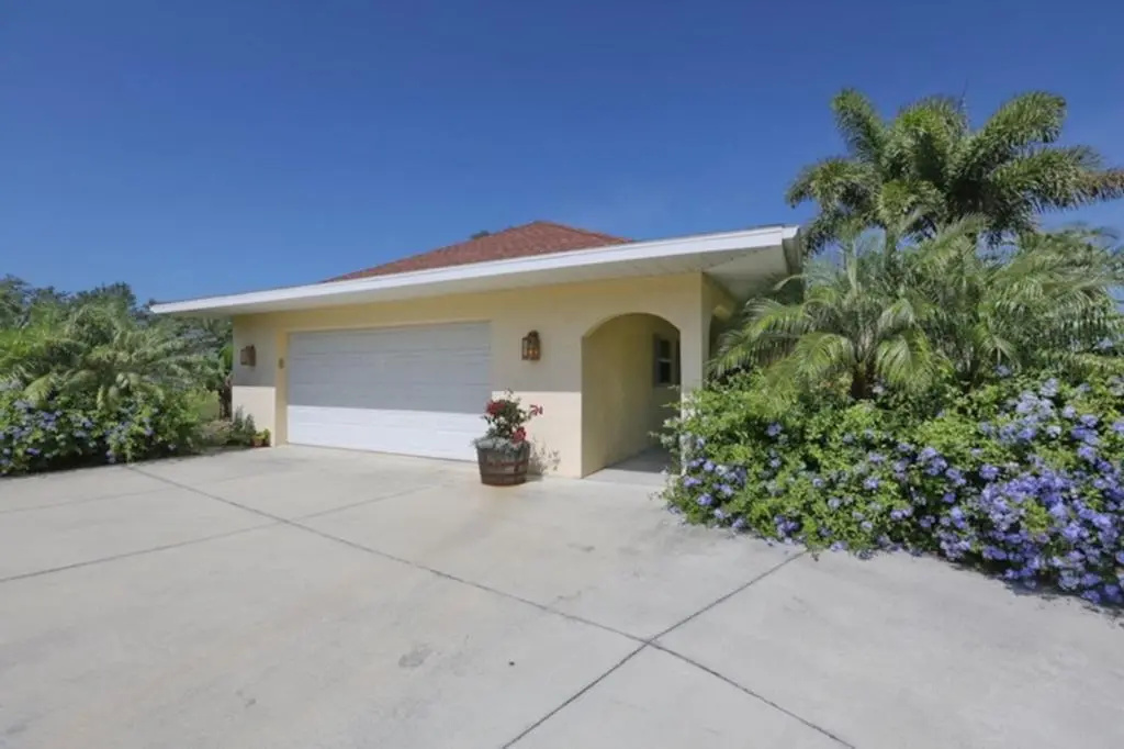 photo 1 of Sarasota - Dunmore 8730