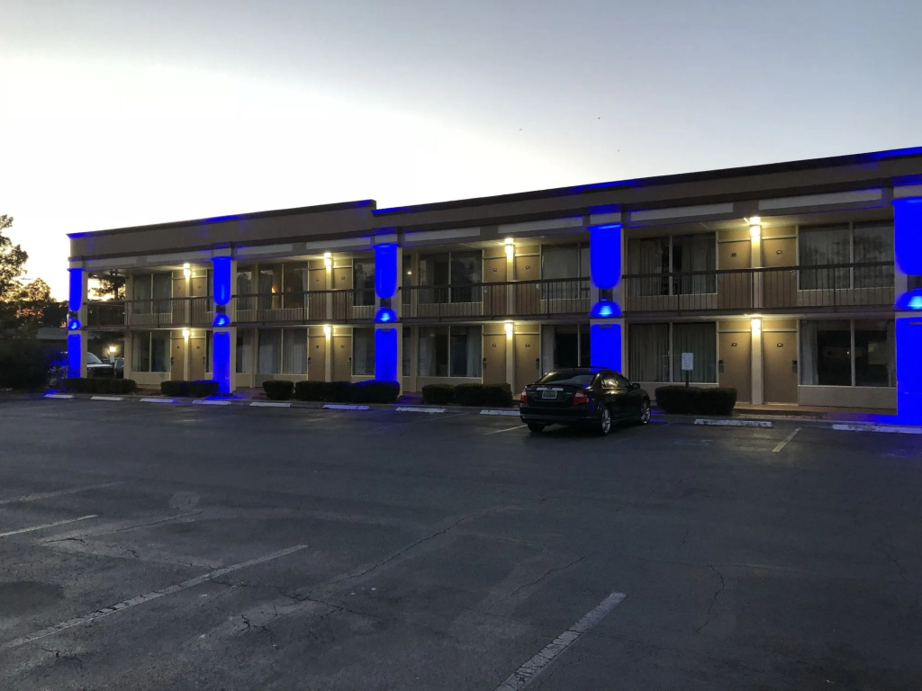 photo 1 of Motel Savanah