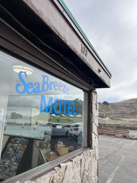 photo 1 of Sea Breeze Motel