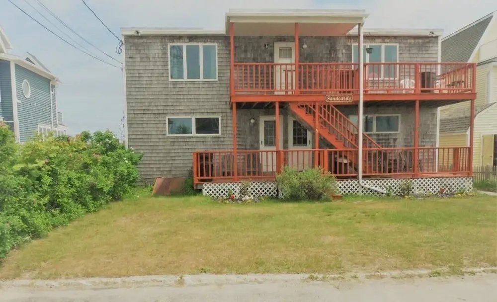 photo 1 of Sea Breeze - W007 Wonderful Beachfront Property For The Whole Family 2 Bedroom Home by RedAwning