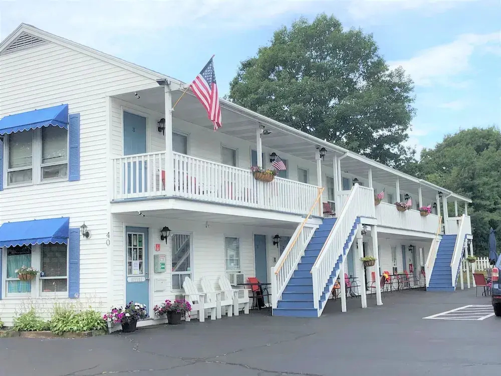 photo 1 of Seacoast Motel