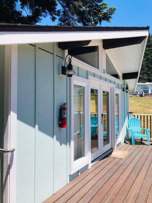 photo 1 of Seafoam Lodge