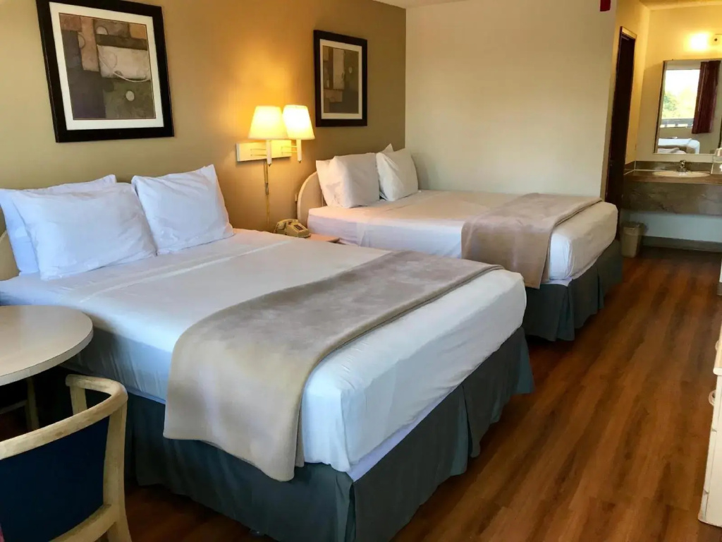photo 1 of Sea-Tac Airport Value Inn