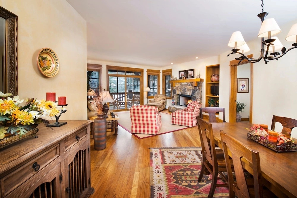 photo 1 of Settlers Lodge