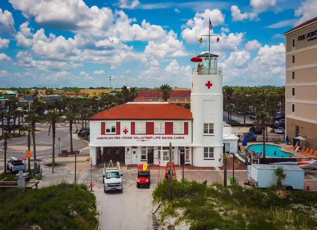 photo 1 of Seventh Seas half mile to the beach pet friendly Near to the Mayo Clinic - UNF - TPC Sawgrass - Convention Center - Shopping Malls - Under 3 Hours from DISNEY