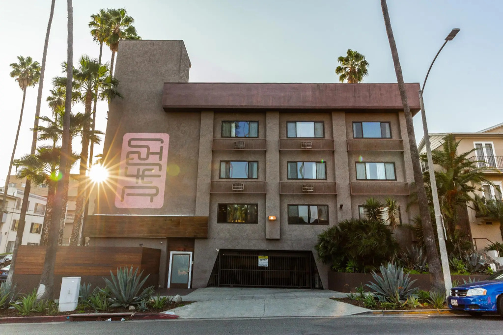photo 1 of Shelter Hotel Los Angeles