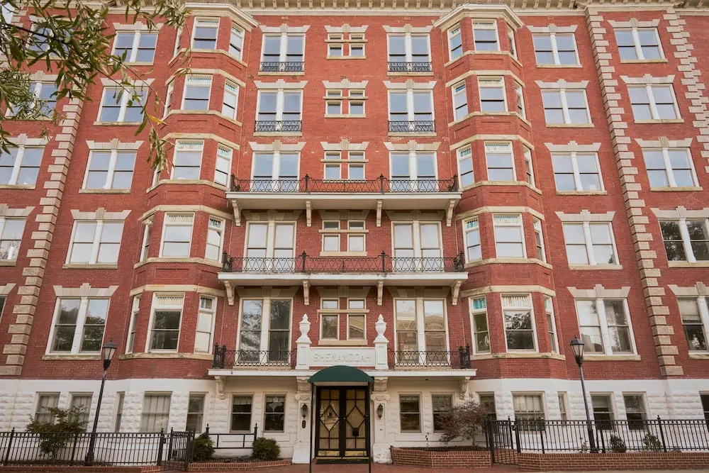 photo 1 of Shenandoah Mansions, an Ash Hotel