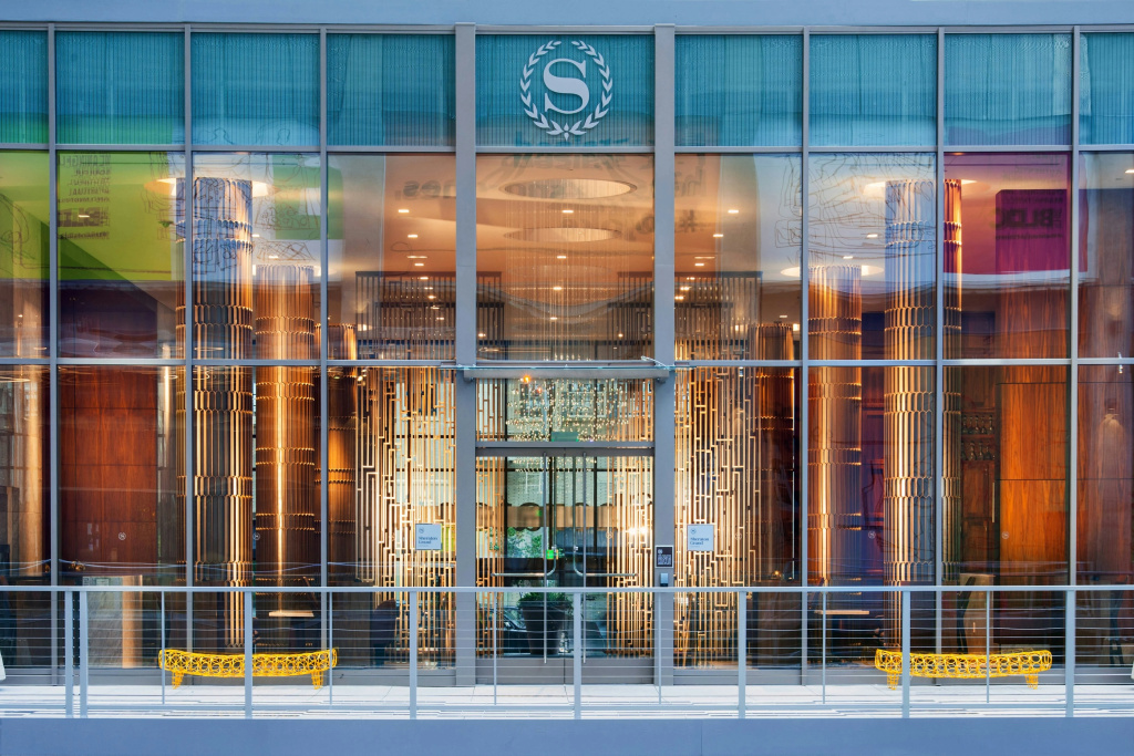 photo 1 of Sheraton Grand Los Angeles