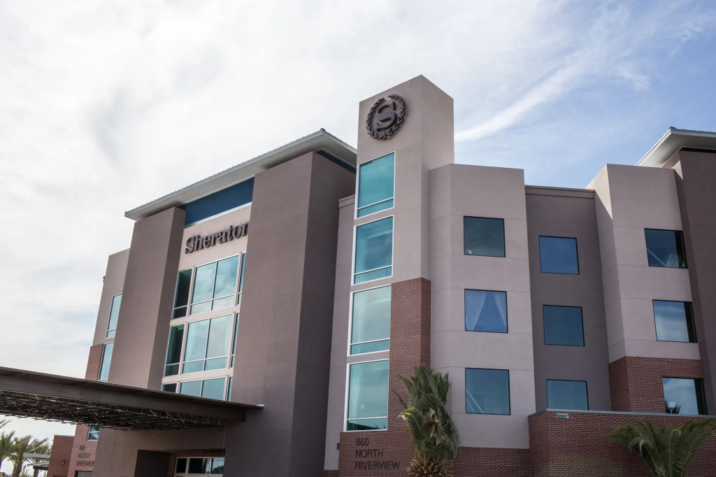 photo 1 of Sheraton Mesa Hotel at Wrigleyville West