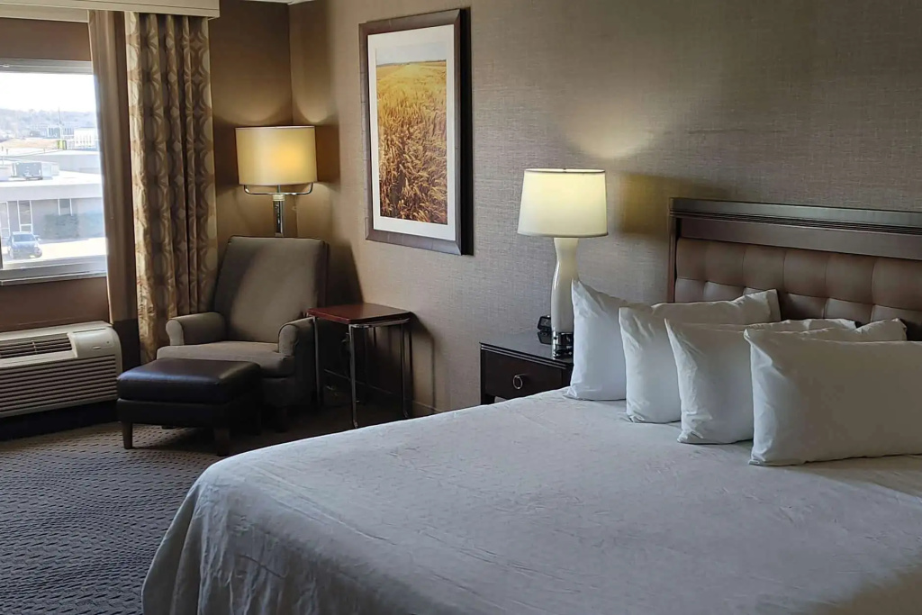 photo 1 of Wyndham Omaha / West Dodge