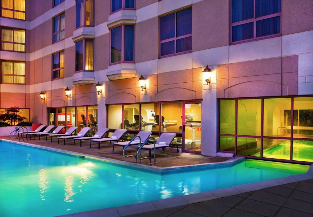 photo 1 of Sheraton Suites Country Club Plaza