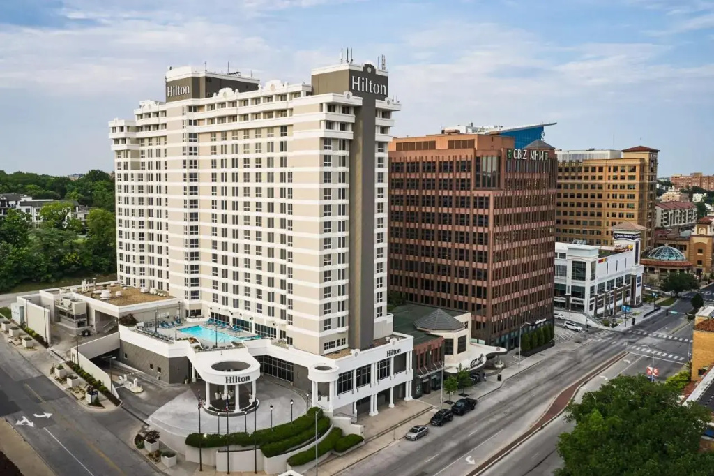 photo 1 of Hilton Kansas City Country Club Plaza
