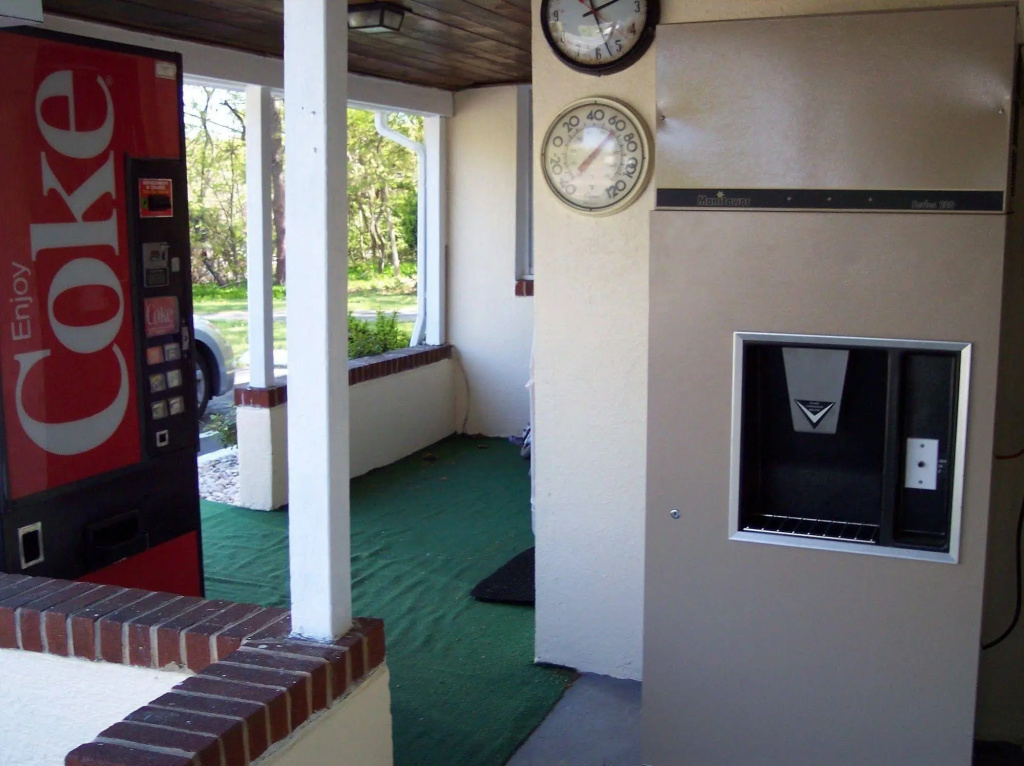 photo 1 of Shore Hills Motel