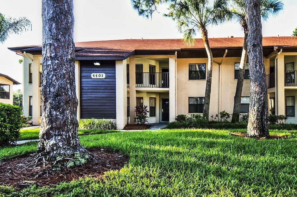 photo 1 of Shorewalk lakeview condo close to IMG