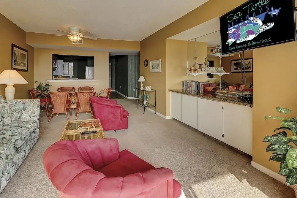 photo 1 of Shorewood 433 by RedAwning