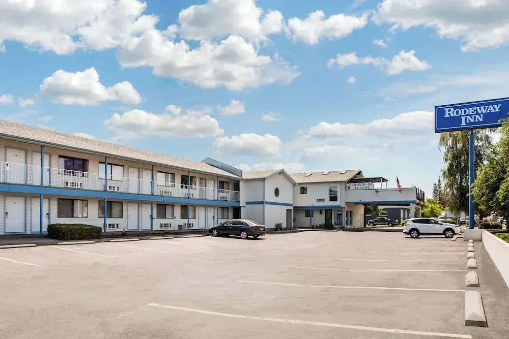 photo 1 of Silver Lake Motel