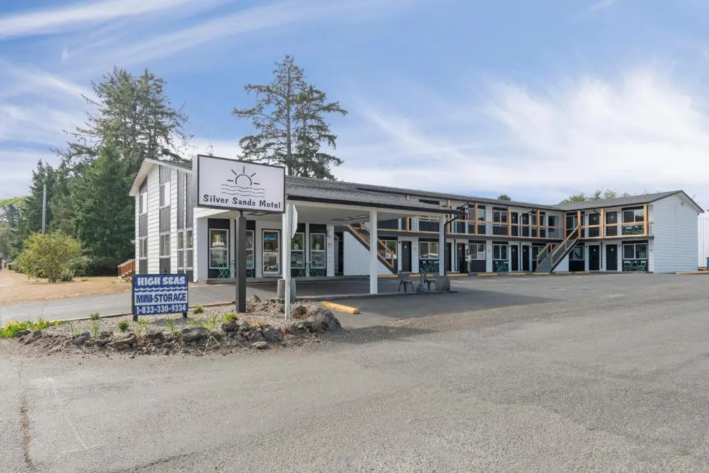photo 1 of Silver Sands Motel