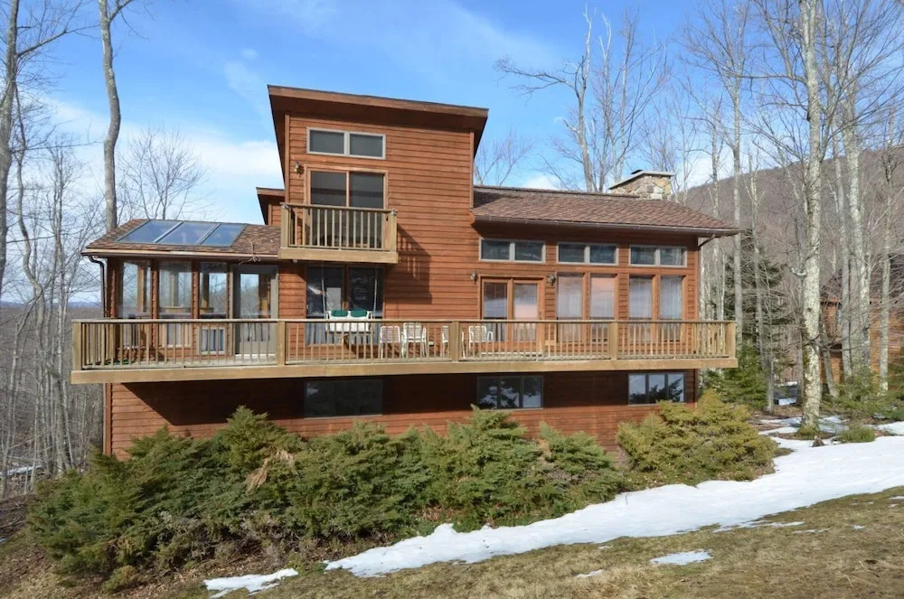 photo 1 of Ski Inn