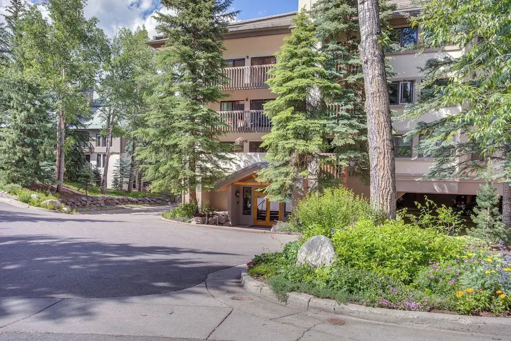photo 1 of Ski-in/ski-out Beaver Creek Condo Near Trails