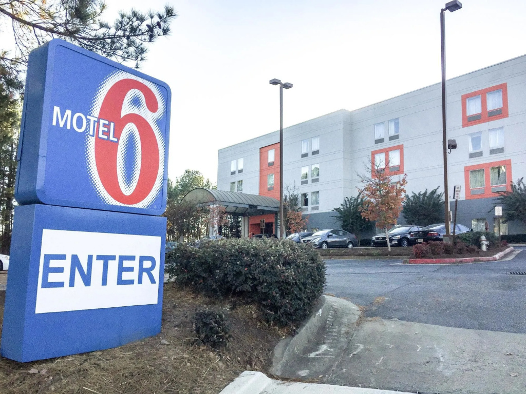 photo 1 of Budgetel Inns & Suites - Atlanta Galleria Stadium