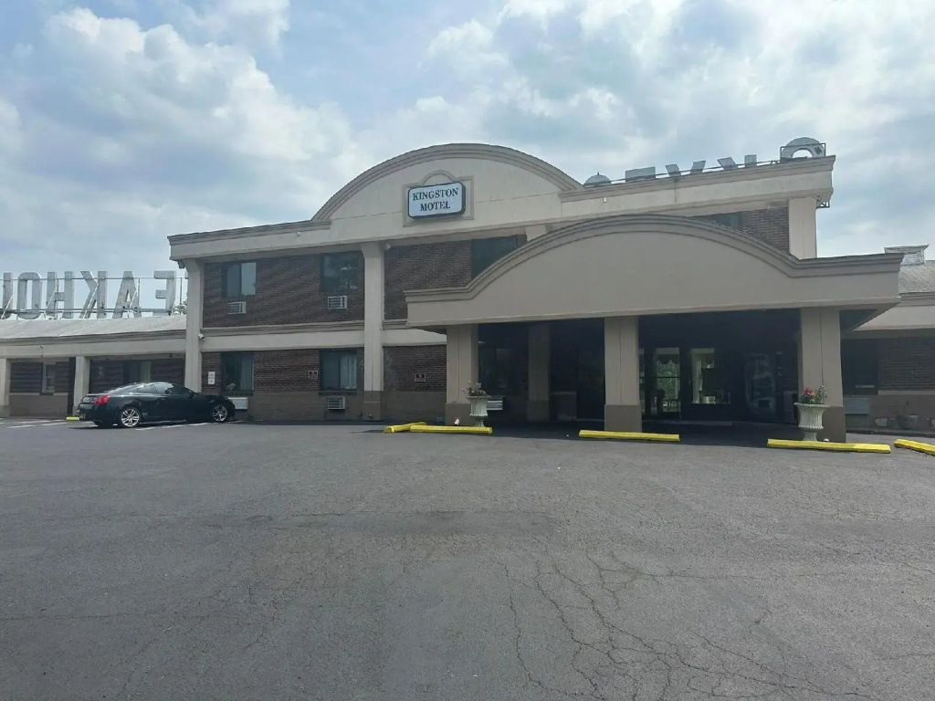 photo 1 of Kingston Motel