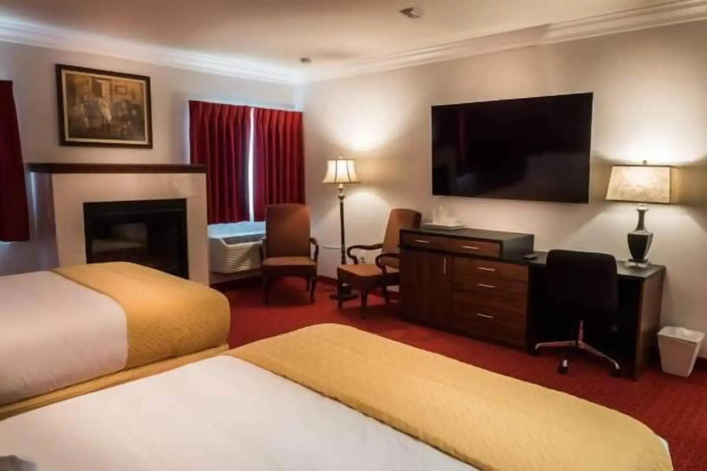photo 1 of Skyline Hotel & Casino