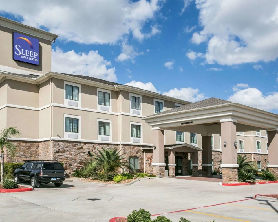 photo 1 of Rest Well Inn & Suites