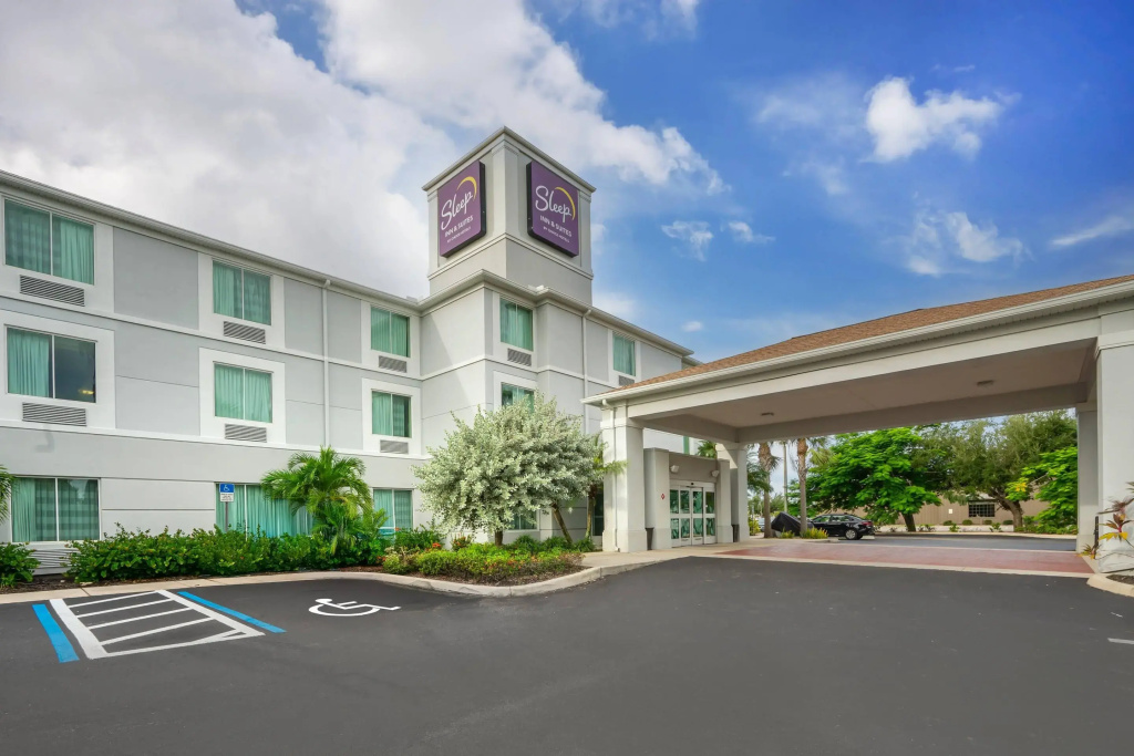 photo 1 of Sleep Inn & Suites Port Charlotte - Punta Gorda