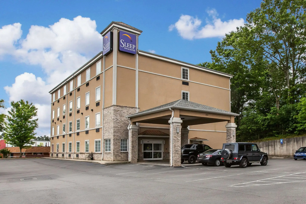 photo 1 of Sleep Inn and Suites at Kennesaw State University