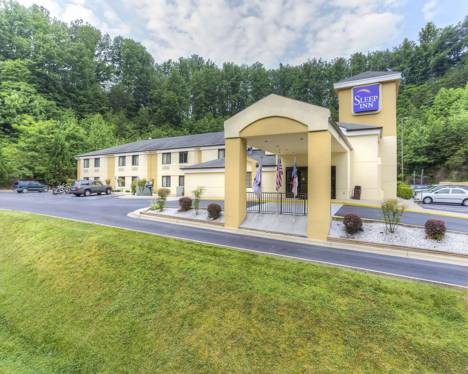 photo 1 of Sleep Inn Bryson City - Cherokee Area