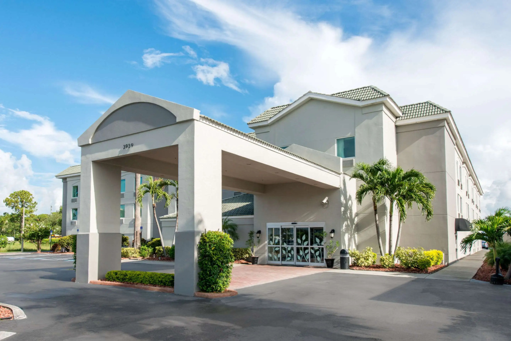 photo 1 of Sleep Inn Clearwater - St Petersburg